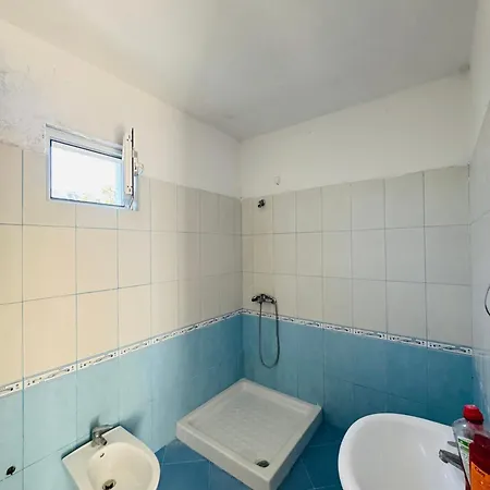 Apartman 1 *
